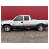 2000 Chevrolet Silverado 1500 EXTENDED CAB PI   Mi