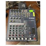 YAMAHA MG82cx MIXING CONSOLE