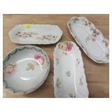 1 LOT - 4 PCS -BOWL W/ROSES * SMALL CHIP* -