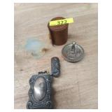 1 LOT  - 4 PCS - IRIDESCENT WHITE FISH * MADE IN