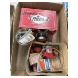 Flat with old sewing notions Pin cushion, beads