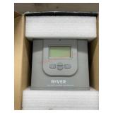 Rover PG 40A MPPT Charge Controller & Two disc