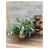 Small fake plant, small wooden stool, small