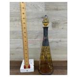 Glass with removable lid