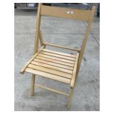 Wood folding chair