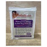 Twin waterproof and mattress protector