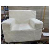 Pillowfort  white childs chair