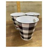 3- Mini black and white buckets