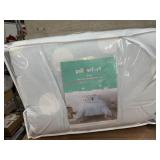 Pillowfort twin comforter set