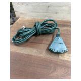 Heavy duty extension cord with 3 way plug