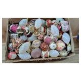 Flat of Victorian design Christmas ornaments