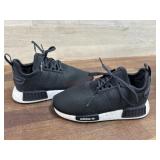 Little Boys adidas tennis shoes size 10k