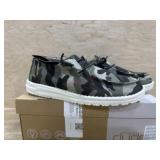 Hey dude Wendy camo size 8