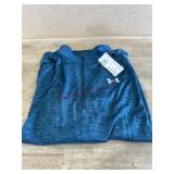 Menï¿½s XL quarter zip shirt