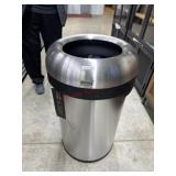 Simple human extra large capacity trash can