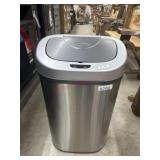 Used nine stars motion sensor tall kitchen trash
