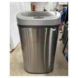 Nine stars tall kitchen motion sensor trash can