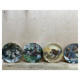 4- Animal print collectors plates
