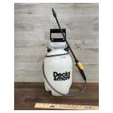 Garden weed sprayer