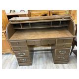 Roll top desk