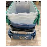 7  Various totes