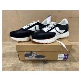 Steve Madden Black Multi Sneakers Size 11