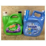Gain and Snuggle Laundry Care Set