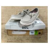 Eddie Bauer Lightweight Casual Shoes, Size 7