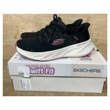 Ladies Black/Pink Swift-Fit Sneakers, Size 8.5