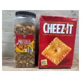 Peanut Butter Pretzels and Cheez-It Snack Set