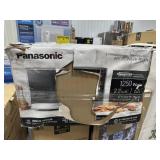 Open box Panasonic 1250 watt 2.2 cu ft microwave