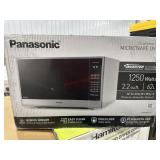 Panasonic 2.2 cu ft microwave oven appears