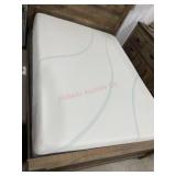 Queen size  memory foam mattress and foundation