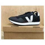 Veja Black and White SDU RT Sneakers