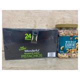 Pistachios and Cashews Snack Set