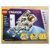 LEGO Creator Space Astronaut 31152