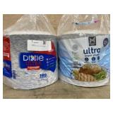 Dixie Ultra and Ultra Paper Plates Set