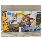 Hot Wheels Roller Coaster Rally Set  Open Box