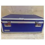 Vaultz locking case