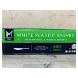 White Plastic Knives, 600 Count Disposable