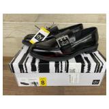 Womenï¿½s Black Loafers, Size 8