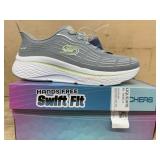Skechers Ladies Swift-Fit Sneakers Size 11