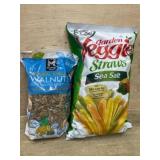 Garden Veggie Straws and Natural Walnuts