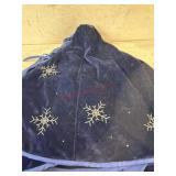 Blue Christmas tree skirt