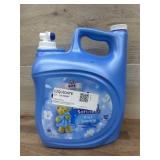Liquid Fabric Softener in Blue Sparkle Scent