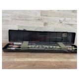 NTN compact arrow case with 8 easton arrows