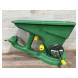 Vigoro hand help spreader