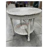 Round wicker patio table