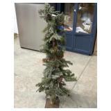 4 Foot slim Chrismtas tree