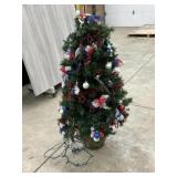 4 Foot Christmas tree with Americana ornaments